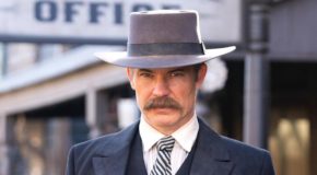 Un trailer et une date pour le téléfilm Deadwood